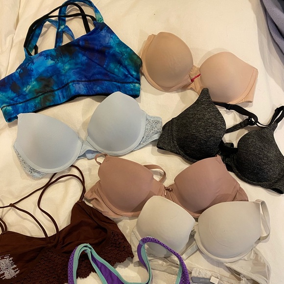 Bundle of Bras - Picture 1 of 2